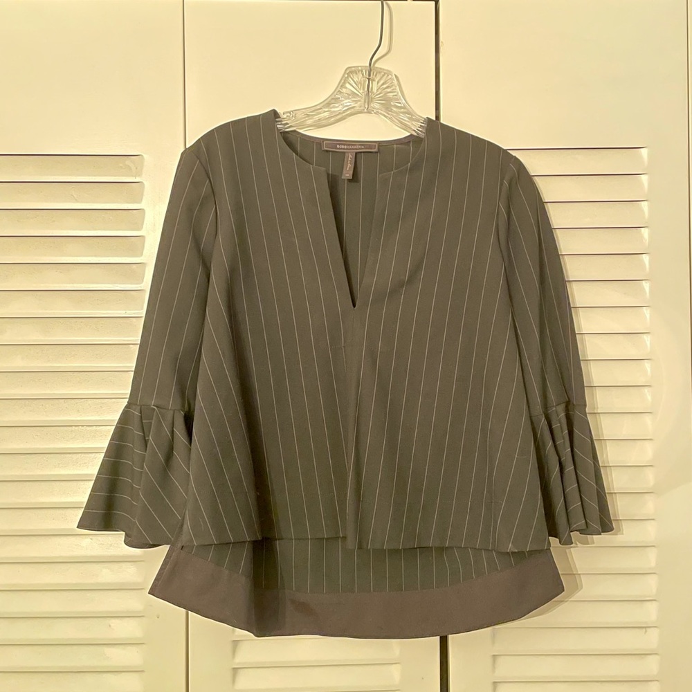 BCBG MAXAZARIA Black Pinstripe Vneck Flutter Sleeve Top
